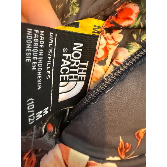 Girls reversible North Face Pink and floral size medium (8-10) Mossbud Swirl - Picture 10 of 10